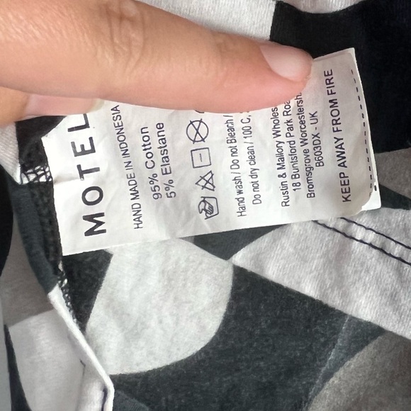 Motel Rocks Banu Vest Crop Top in Retro Optic White Size XL - Picture 7 of 8